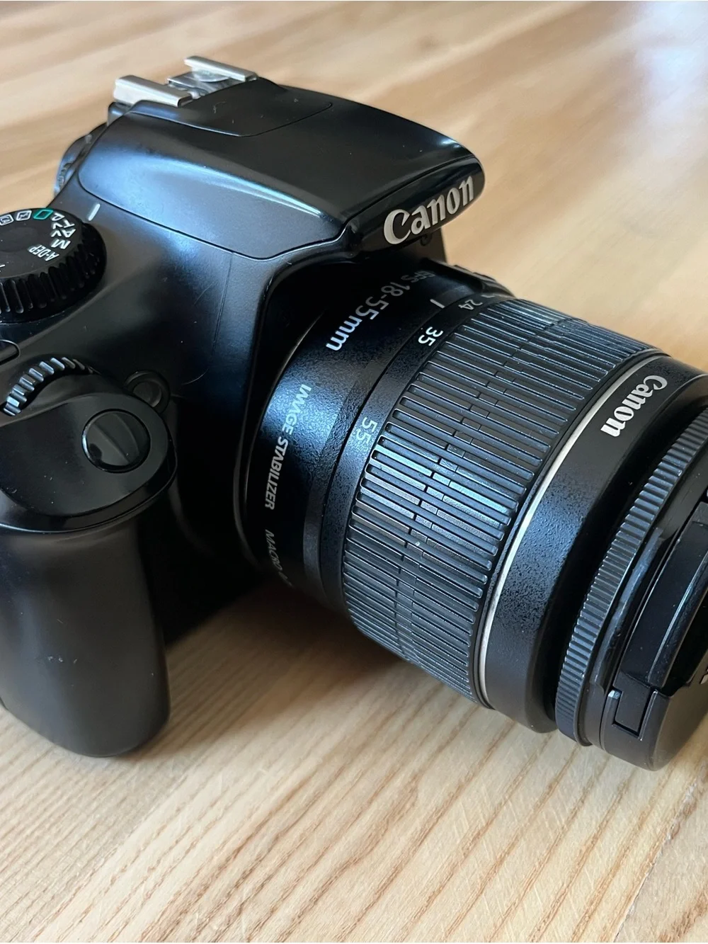 Canon EOS Rebel T3 (EOS 1100D) DSLR Camera